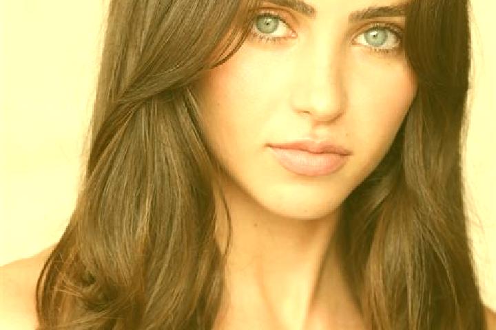 Evelyn, 33, a brunette amber-eyed slavic companion based in Santa Isabel. Offering BDSM, Massage, Roleplay. Available for incall and outcall, day and evening...