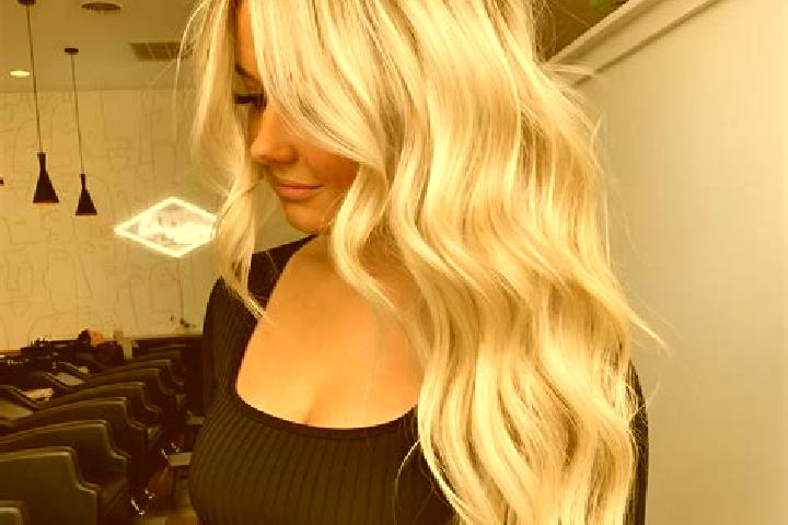 Evelyn, 33, a platinum blonde green-eyed mixed companion based in Fontana delle Monache. Offering Fetish, GFE, 69, Prostate Massage, Party Girl. Available fo...