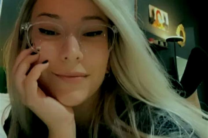 Evelyn, 33, a platinum blonde grey-eyed latina companion based in As Pontes de Garcia Rodriguez. Offering Travel Companion, 69, Massage. Available for incall...