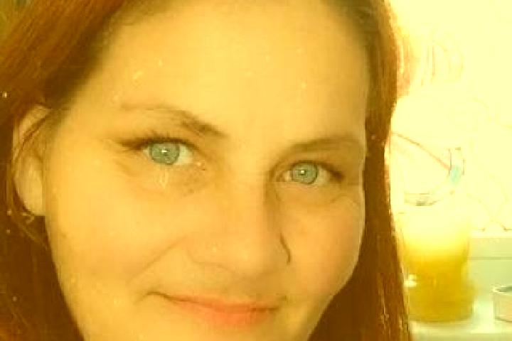 Evelyn, 33, a red green-eyed caucasian companion based in Guisijan. Offering Fetish, 69, GFE. Available for incall and outcall, day and evening dates.