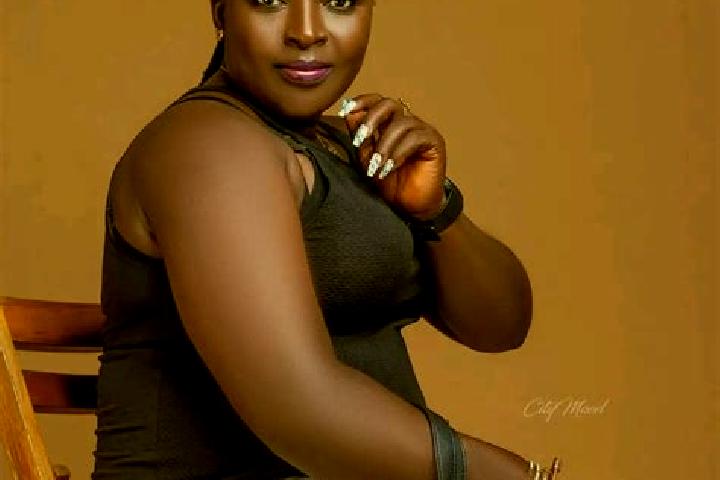 Evelyn, 33 — Escort in Badagry, Nigeria