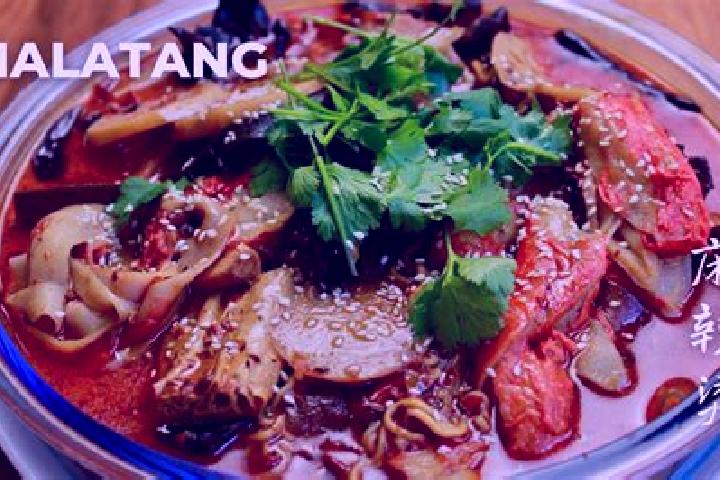 Evelyn, 33 — Escort in Liuji, China