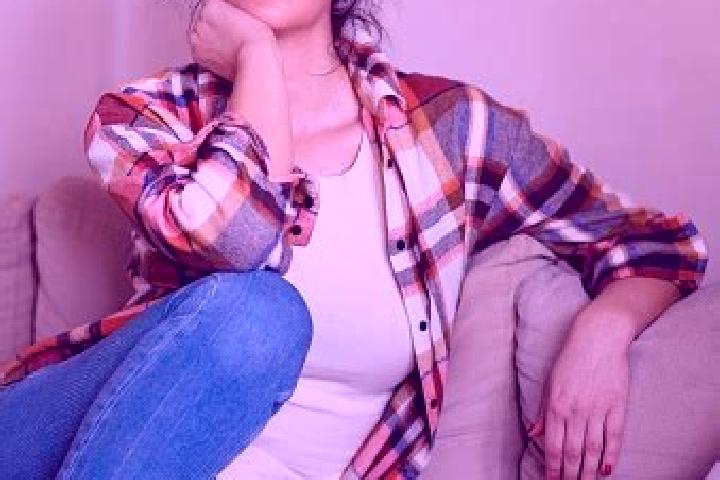Evelyn, 34, a auburn blue-eyed middle eastern companion based in San Damian. Offering Fetish, BDSM, Girlfriend Experience, Roleplay, CIM. Available for incal...
