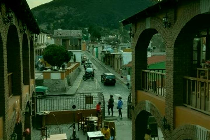 Evelyn, 34, a black dark-eyed latina companion based in El Oro de Hidalgo. Offering Deep French Kissing, Girlfriend Experience, Erotic Massage, OWO, Prostate...
