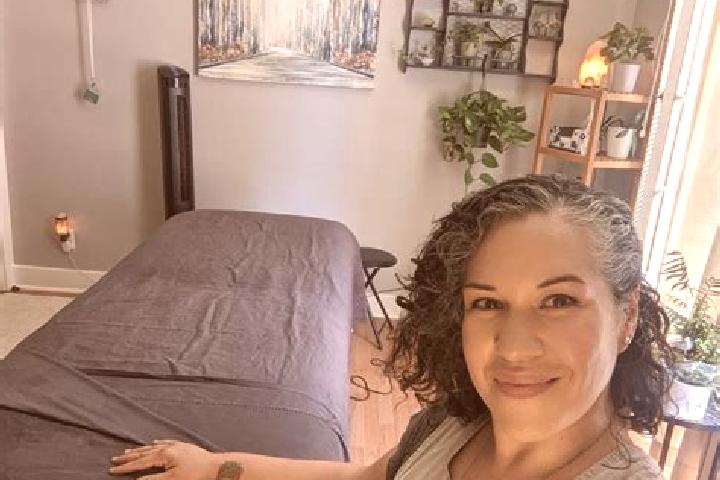 Evelyn, 34, a black grey-eyed european companion based in Novolabinskaya. Offering Tantra, Overnight, CIM, Travel Companion. Available for incall and outcall...