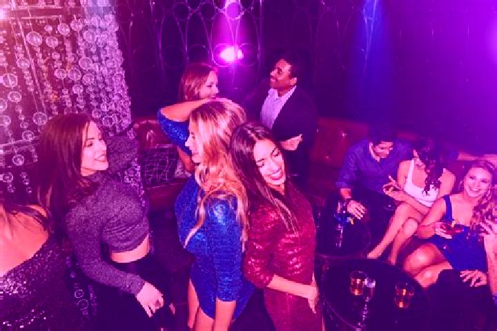 Evelyn, 34, a blonde amber-eyed asian companion based in Ngening. Offering Duos, Striptease, Deep French Kissing, Roleplay, A-Level. Available for incall and...