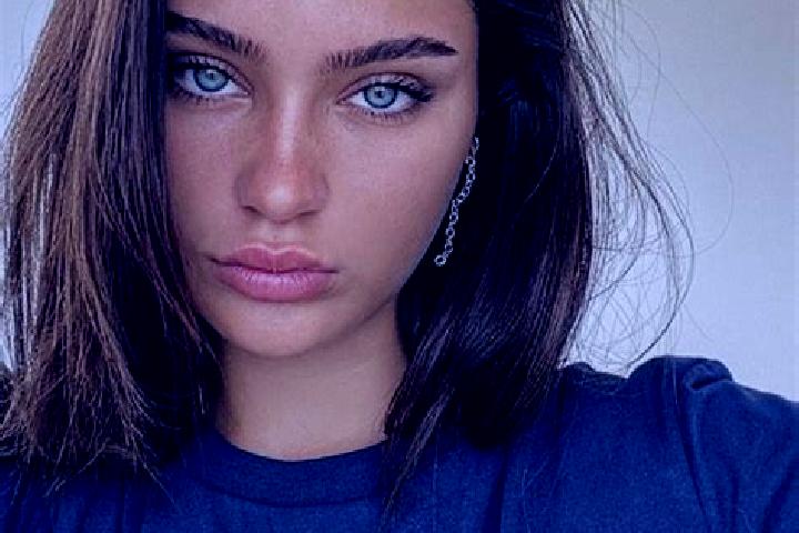 Evelyn, 34, a brunette blue-eyed caribbean companion based in Ghasam. Offering Travel Companion, Duos, Girlfriend Experience. Available for incall and outcal...