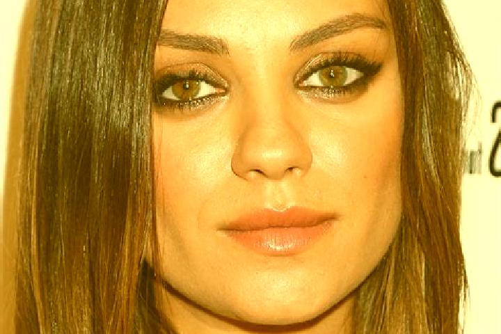 Evelyn, 34, a brunette hazel-eyed mediterranean companion based in Rahabah. Offering Travel Companion, A-Level, Party Girl, Massage. Available for incall and...