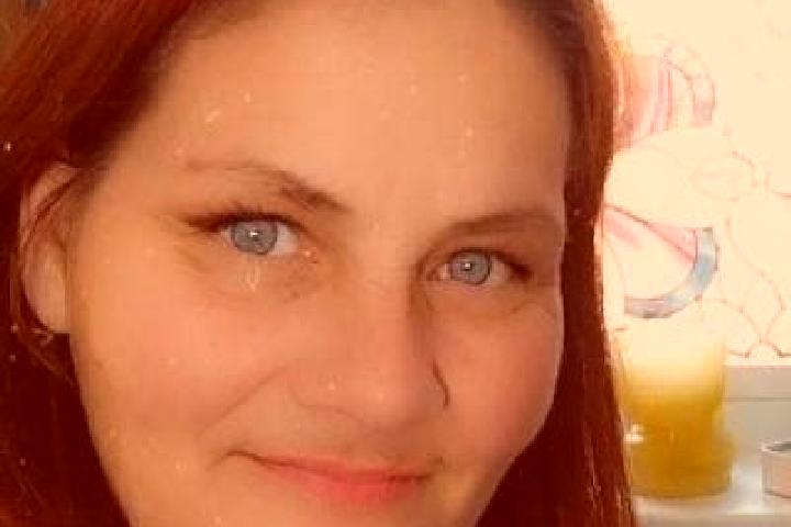 Evelyn, 34, a red dark-eyed ebony companion based in Coupiac. Offering Party Girl, Dinner Date, GFE, Massage. Available for incall and outcall, day and eveni...