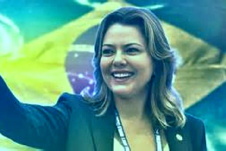 Evelyn, 34 — Escort in Coronel Barros, Brazil
