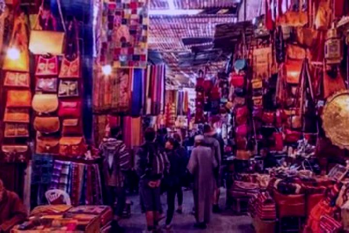 Evelyn, 34 — Escort in Dhar Souk, Morocco