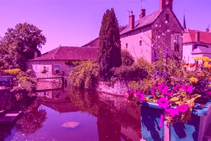 Evelyn, 34 — Escort in Moulins-Engilbert, France
