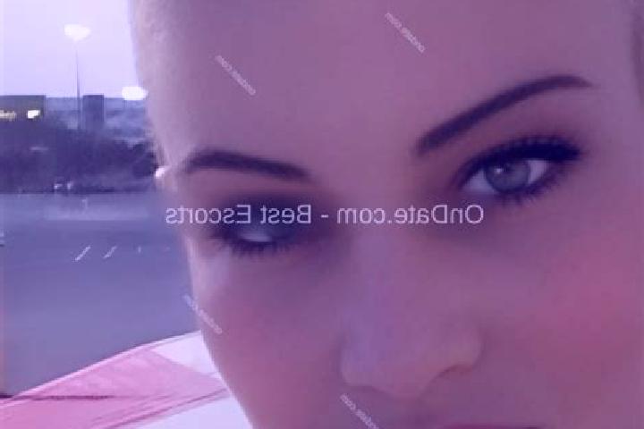 Evelyn, 34 — Escort in Oglala, United States
