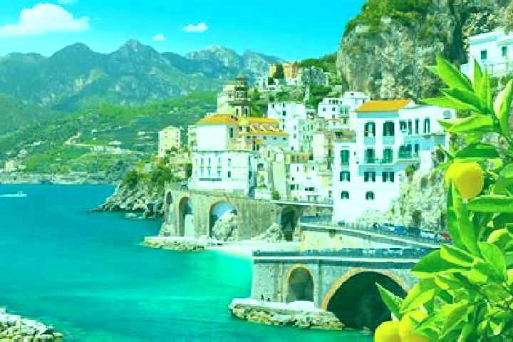 Evelyn, 34 — Escort in Pimonte, Italy