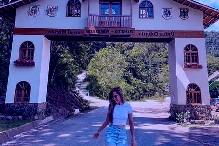 Evelyn, 34 — Escort in Pozuzo, Peru