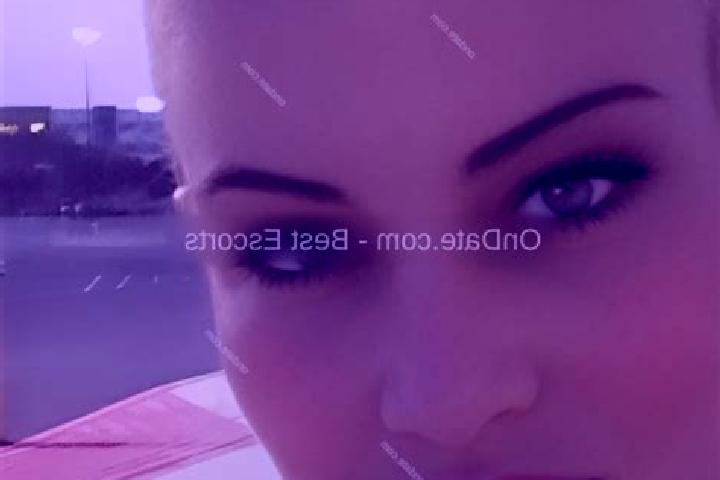 Evelyn, 34 — Escort in Retevoiesti, Romania