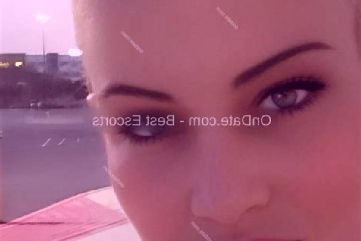 Evelyn, 34 — Escort in Southborough, United States