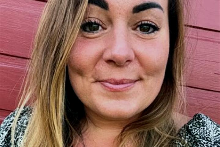 Evelyn, 34 — Escort in Wavrin, France