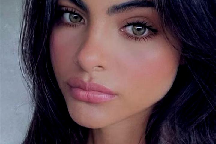 Evelyn, 35, a brunette amber-eyed indian companion based in Rancheria la Cienega. Offering Striptease, Overnight. Available for incall and outcall, day and e...
