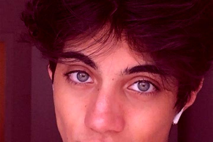 Evelyn, 35, a chestnut green-eyed caucasian companion based in Colombella. Offering OWO, Party Girl, Erotic Massage. Available for incall and outcall, day an...