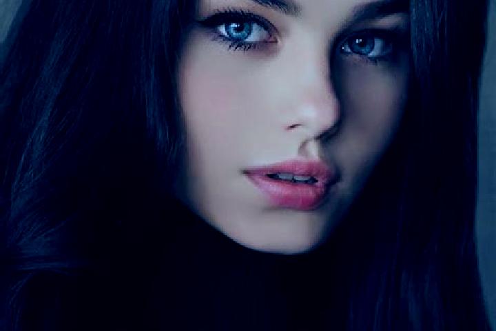 Evelyn, 35, a red dark-eyed slavic companion based in Svetlograd. Offering Couples, A-Level, Roleplay, Deep French Kissing. Available for incall and outcall,...