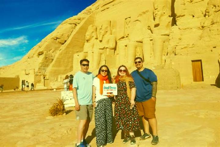 Evelyn, 35 — Escort in Abu Simbel, Egypt