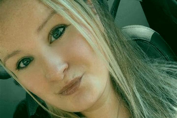 Evelyn, 35 — Escort in Clayburn, Canada
