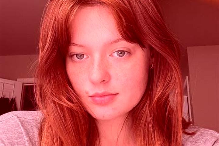 Evelyn, 36, a auburn blue-eyed caucasian companion based in Arroyos y Esteros. Offering Roleplay, Erotic Massage, OWO. Available for incall and outcall, day ...