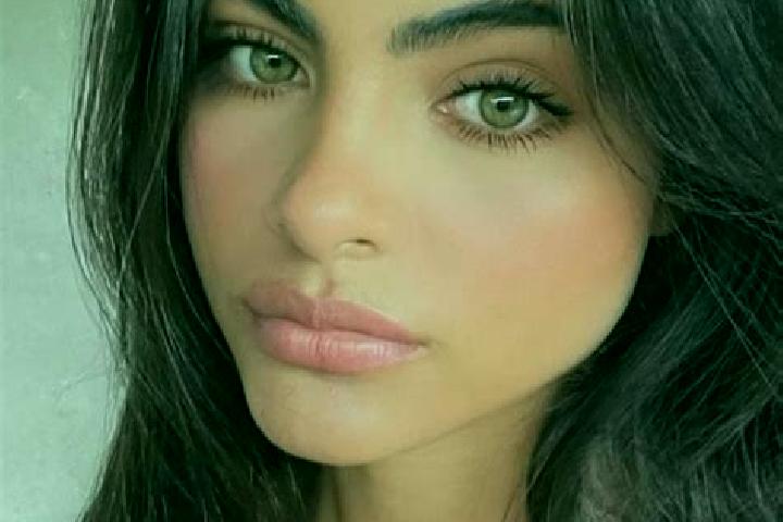 Evelyn, 36, a black hazel-eyed latina companion based in Motherwell. Offering Deep French Kissing, Dinner Date, OWO, Duos. Available for incall and outcall, ...