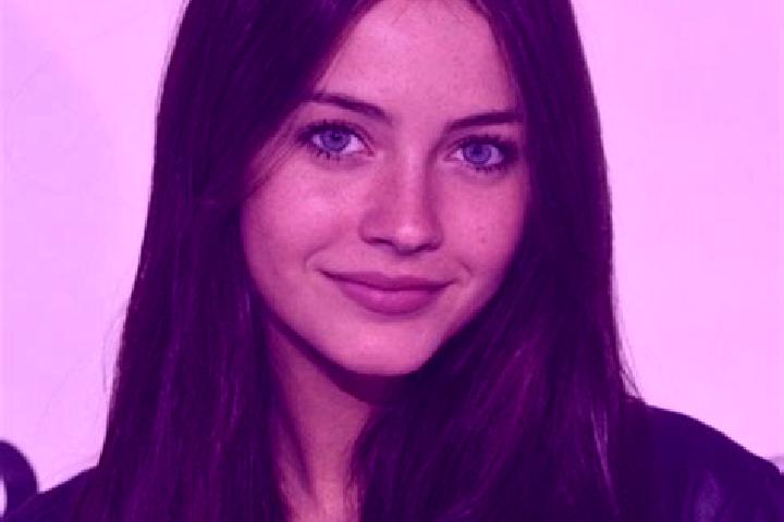 Evelyn, 36, a brunette blue-eyed caribbean companion based in Poschiavo. Offering Couples, Massage, Travel Companion, Dinner Date. Available for incall and o...