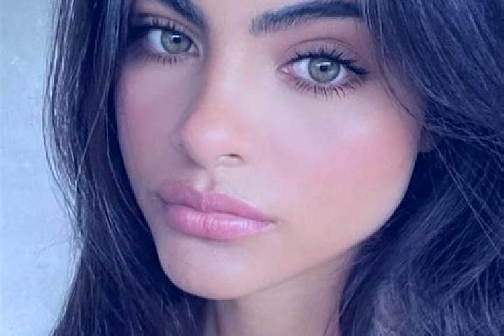 Evelyn, 36, a brunette dark-eyed ebony companion based in Yurimaguas. Offering Deep French Kissing, 69, Party Girl, Domination. Available for incall and outc...
