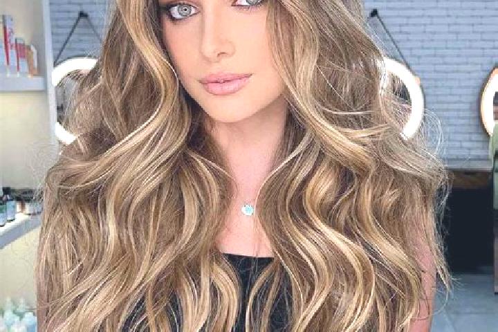 Evelyn, 36, a dark blonde amber-eyed middle eastern companion based in Taungoh. Offering A-Level, Striptease. Available for incall and outcall, overnight boo...