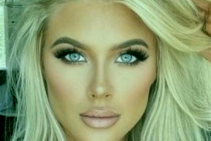 Evelyn, 36, a platinum blonde grey-eyed ebony companion based in Sabero. Offering Massage, Girlfriend Experience, Overnight, Dinner Date. Available for incal...
