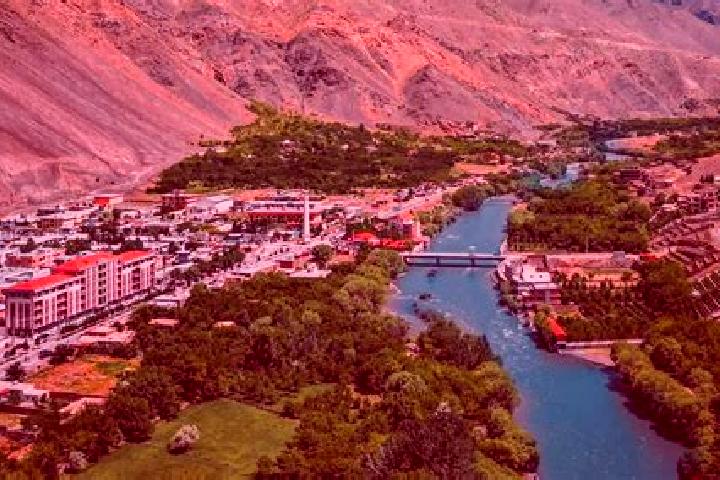 Evelyn, 36 — Escort in Khulbisat, Afghanistan