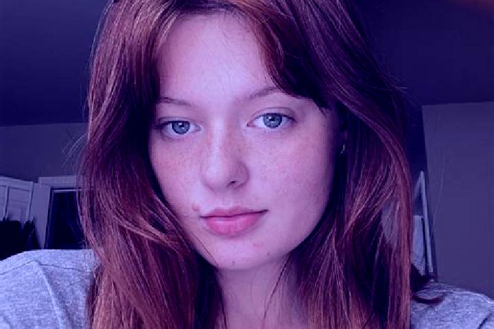 Evelyn, 37, a auburn amber-eyed european companion based in Gmunden. Offering Deep French Kissing, Travel Companion. Available for incall and outcall, overni...