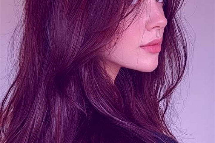 Evelyn, 37, a auburn brown-eyed asian companion based in Fladnitz an der Teichalm. Offering Striptease, Couples, Massage, 69. Available for incall and outcal...