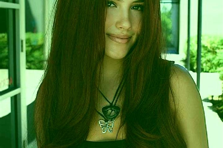 Evelyn, 37, a auburn dark-eyed mediterranean companion based in Oliva. Offering Travel Companion, Couples, Duos. Available for incall and outcall, day and ev...