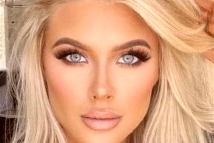 Evelyn, 37, a platinum blonde dark-eyed european companion based in Sangwol. Offering Girlfriend Experience, Duos, Tantra, Party Girl. Available for incall a...