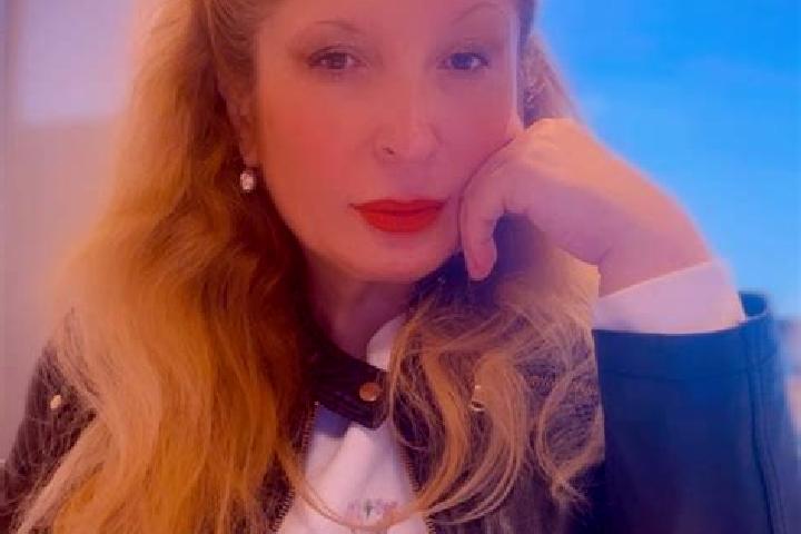 Evelyn, 37 — Escort in Coemlekci, Turkey
