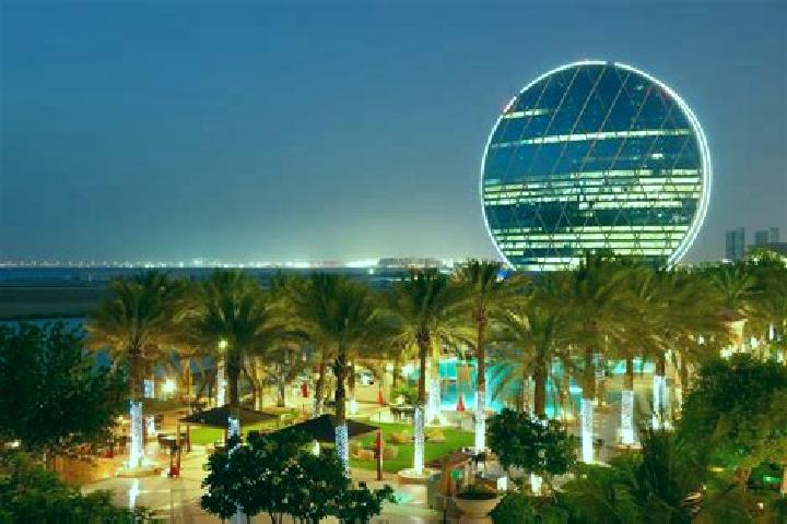 Evelyn, 37 — Escort in Dibba Al-Hisn, United Arab Emirates