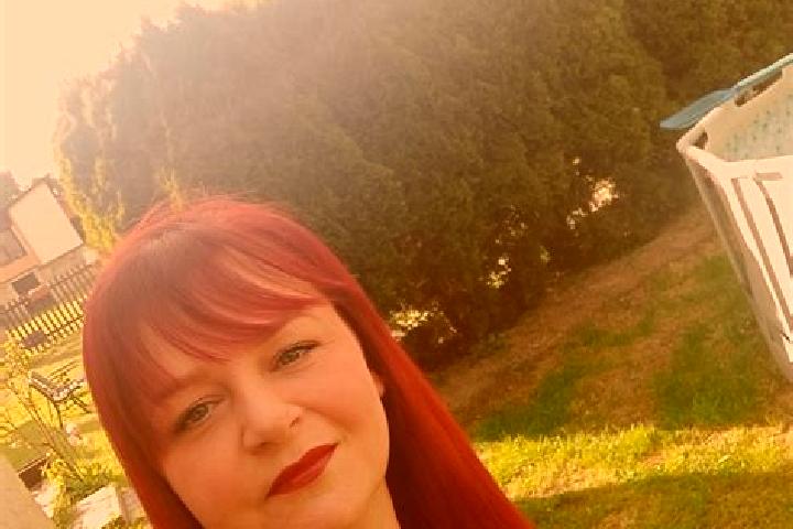 Evelyn, 37 — Escort in Krasna, Czech Republic