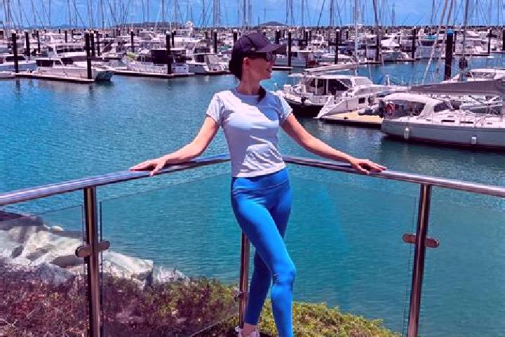 Evelyn, 37 — Escort in North Mackay, Australia