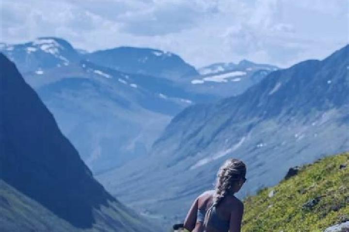 Evelyn, 37 — Escort in Rollag, Norway
