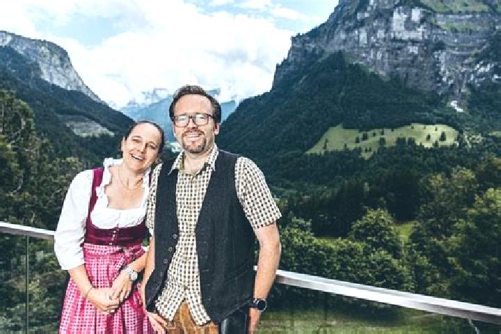 Evelyn, 37 — Escort in Schnepfau, Austria