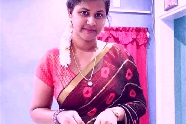 Evelyn, 37 — Escort in Tiruchirappalli, India