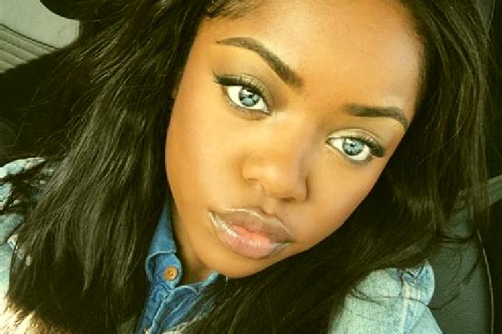 Evelyn, 38, a black blue-eyed ebony companion based in Catarroja. Offering OWO, Fetish, Couples. Available for incall and outcall, overnight bookings available.