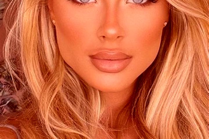 Evelyn, 38, a blonde hazel-eyed latina companion based in Shima. Offering Tantra, Roleplay, Party Girl, GFE, Massage. Available for incall and outcall, day a...