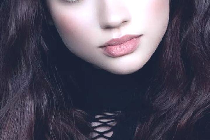 Evelyn, 38, a brunette dark-eyed european companion based in Sarmasik. Offering Striptease, Travel Companion, 69, Prostate Massage. Available for incall and ...
