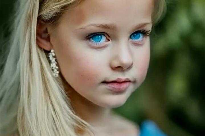 Evelyn, 38, a dark blonde blue-eyed caucasian companion based in Mapiri. Offering OWO, CIM, GFE, A-Level. Available for incall and outcall, overnight booking...