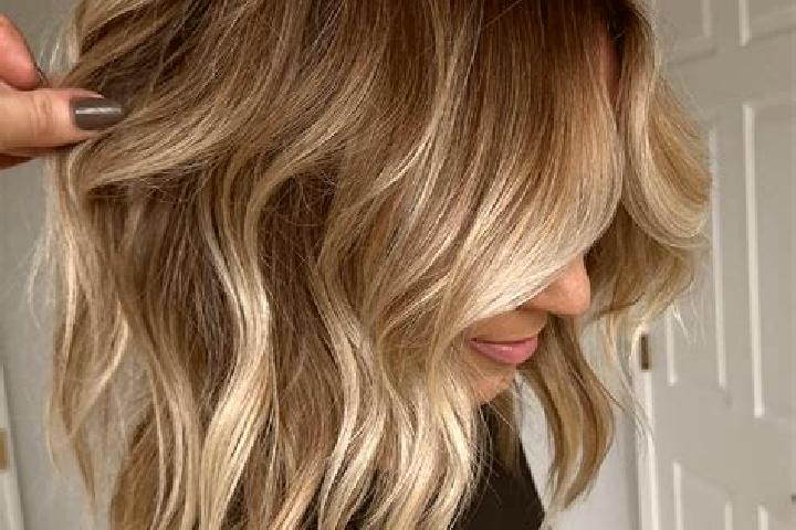 Evelyn, 38, a dark blonde dark-eyed european companion based in Goux-les-Usiers. Offering Erotic Massage, BDSM, Duos, Prostate Massage, Couples. Available fo...
